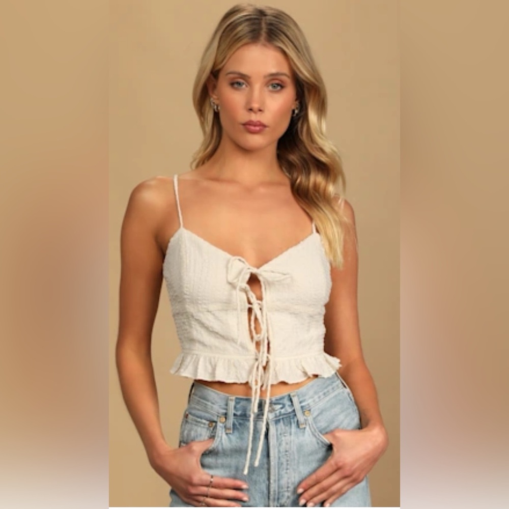 Aerie Women's Cream Tie-Front Size Small. Great Condition Cropped Festival Boho